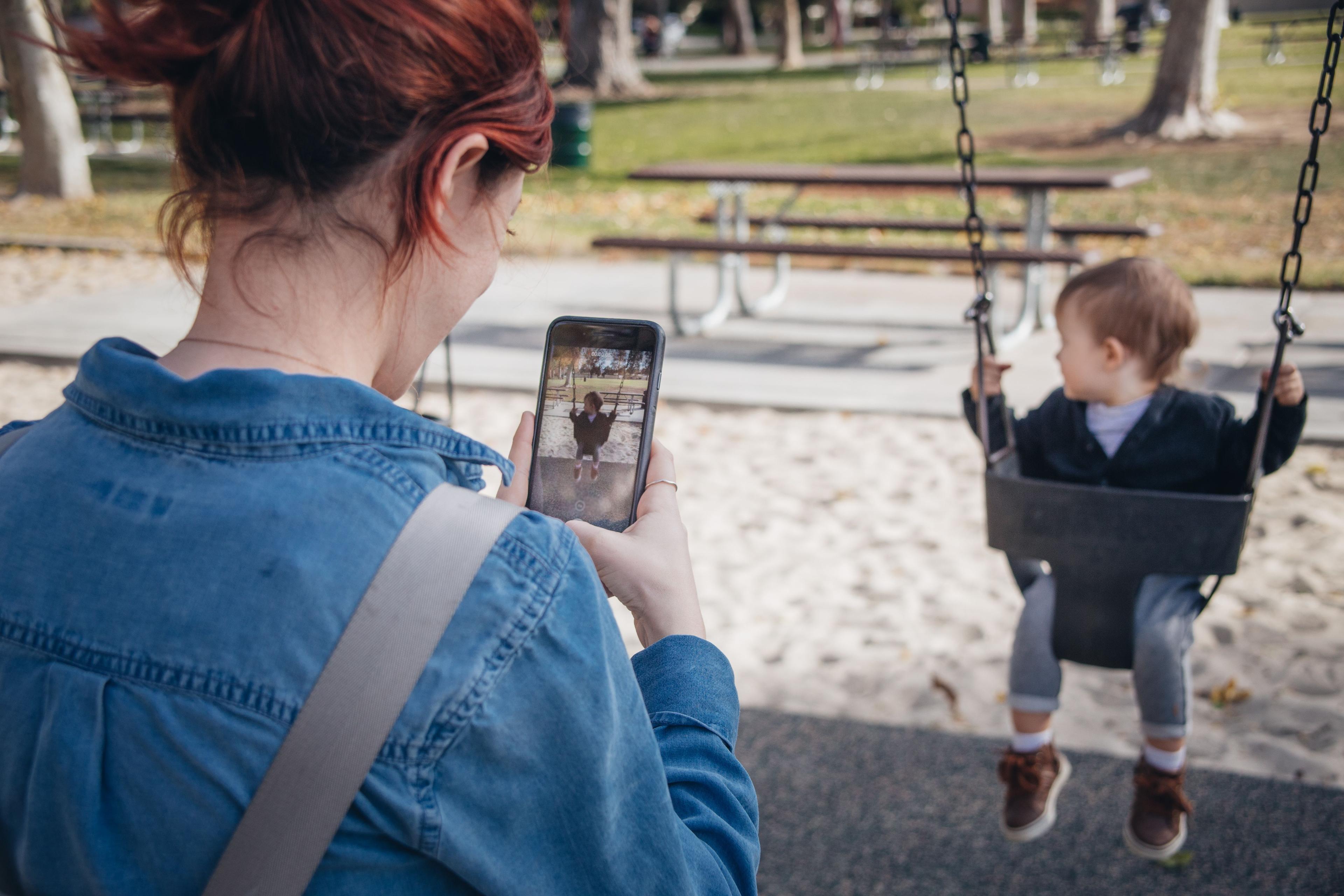 Guide complet : gérer et protéger les photos de ses enfants